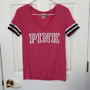 Woman’s Victoria’s Secret/Pink V-neck T-shirt (xs)